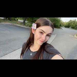 Meet your Posher, Corinne